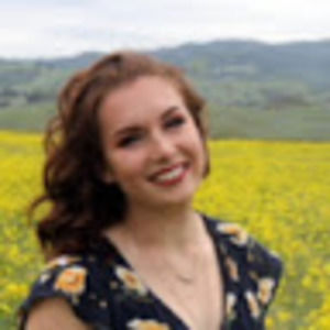 Meet your Posher, Abigail